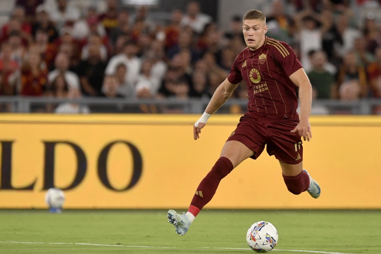 开云体育APP-记者：多夫比克也在米兰的引援名单之中，罗马愿意放人