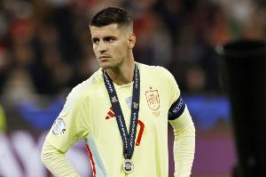 科莫官方：莫拉塔将身披7号球衣出战