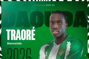 官方：南安普顿19岁中场达乌达-特劳雷租借贝蒂斯一个赛季